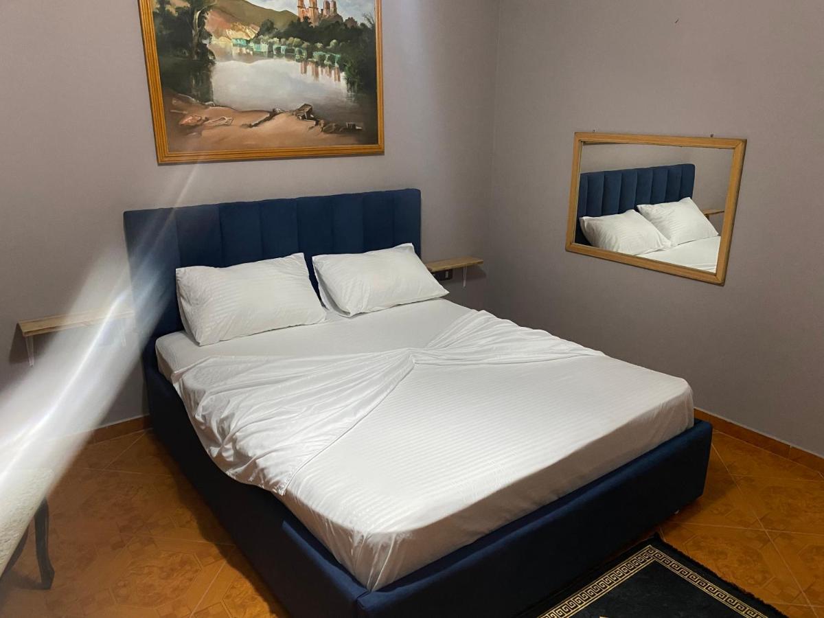 Hotel Belind Berat Bagian luar foto