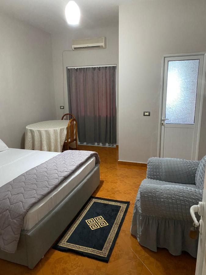 Hotel Belind Berat Bagian luar foto