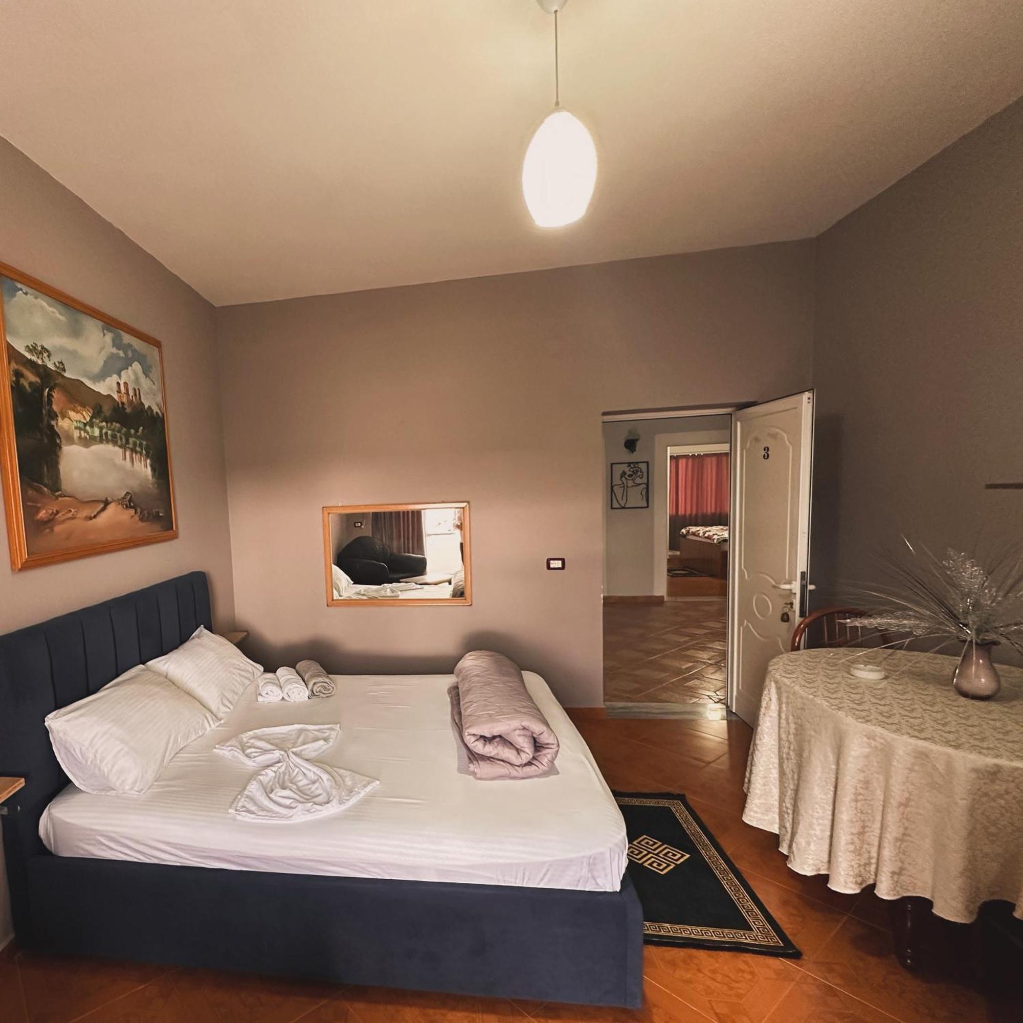 Hotel Belind Berat Bagian luar foto